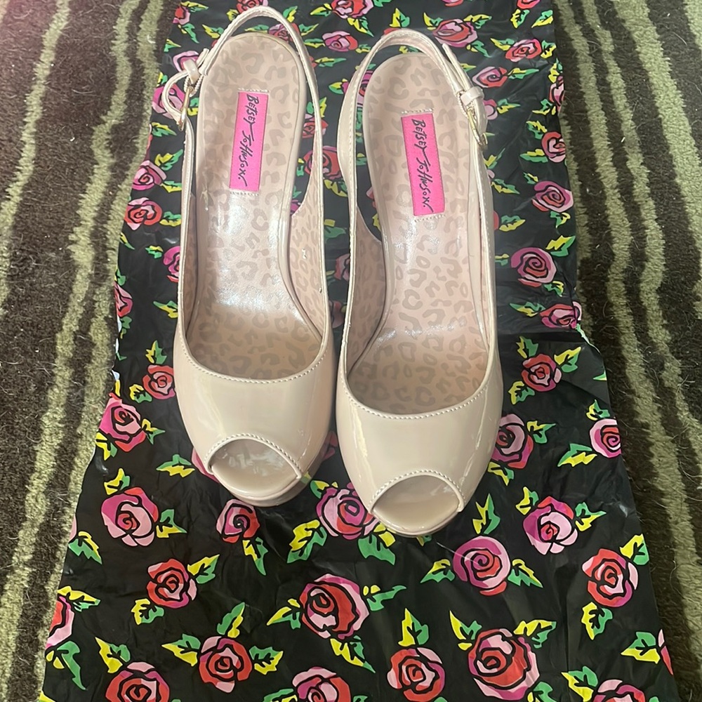 Betsey Johnson sling back platform heels
